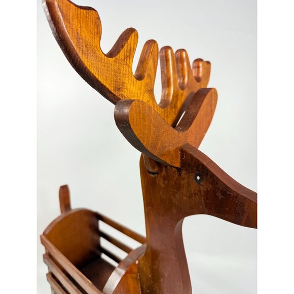 Reindeer Basket Vintage Handmade Wooden Rudolph Holiday Pinecone Ornaments or Pl - Picture 8 of 16